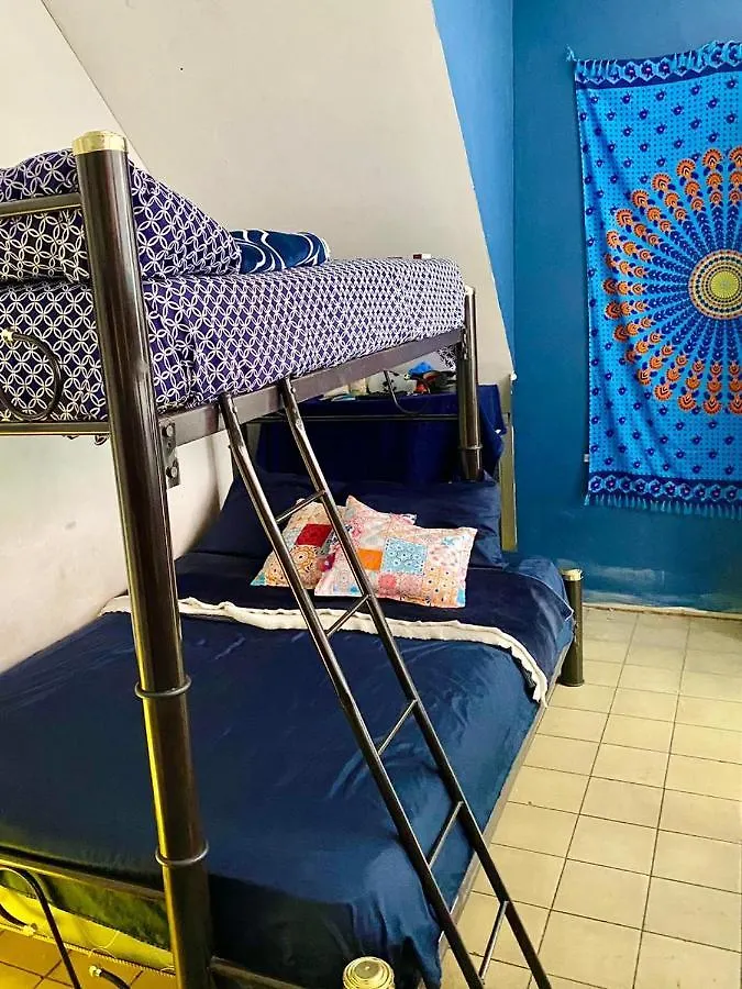 Πανσιόν Free Spirit Hostel Γκουανταλαχάρα