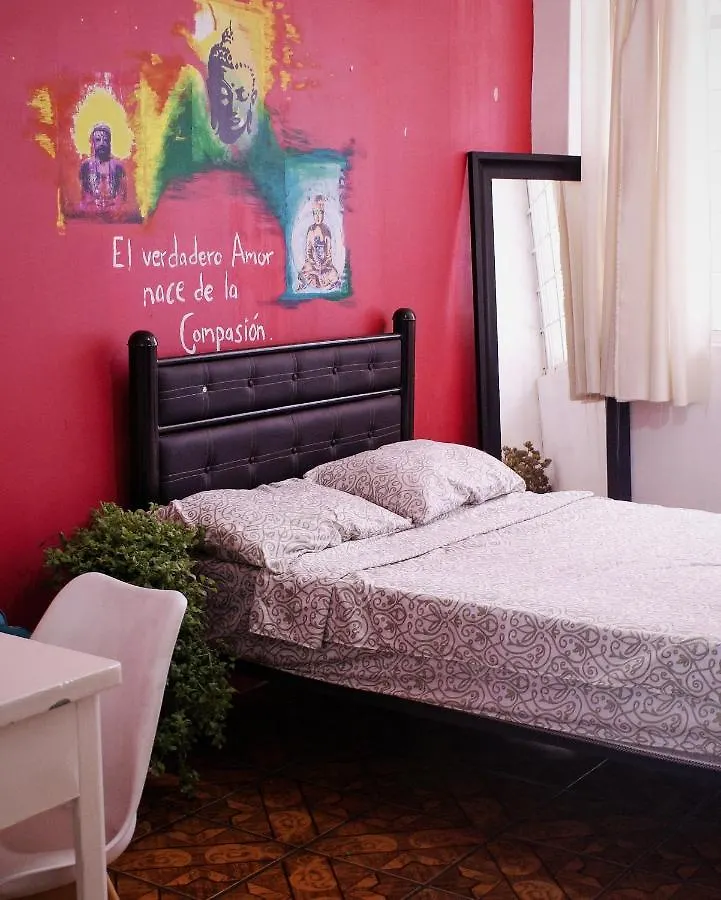 Free Spirit Hostel Γκουανταλαχάρα